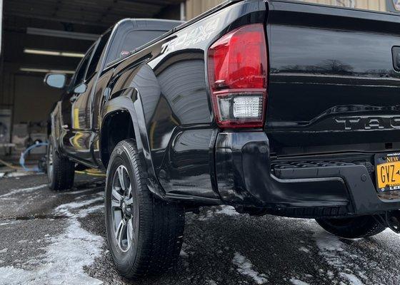 Gorgeous exterior on this Toyota Tacoma!