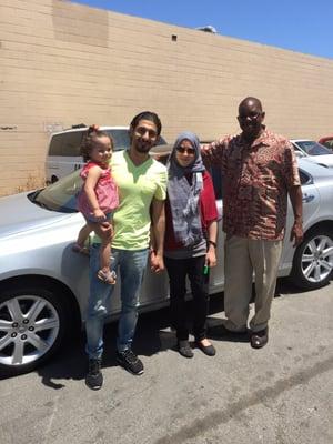 Very satisfied family with their new car purchase. Thank you Daryll Ford