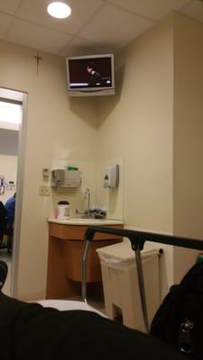 ER treatment room tv