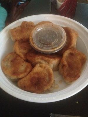 Fried dumplings with the special dipping sauce