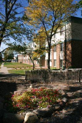 Landscape of Como Park Apartments