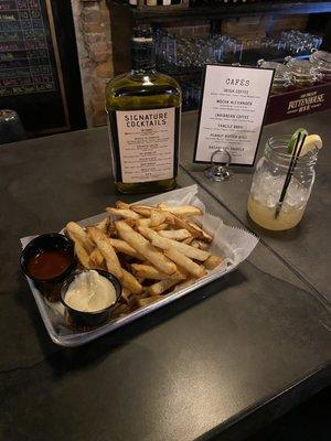 House fries with a Drunken Sailor cocktail