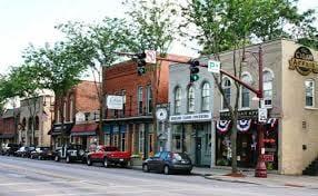 Do you love the charm and convenience of Maumee?  Let a professional that knows the area show you the hidden treasures you ca...