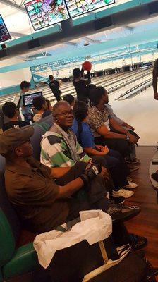 Men vs Women Bowling Night