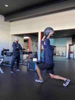 PT client - Med Ball Lunge with Lateral Slam