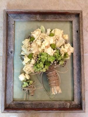 Shabby Chic Barn Style Freeze Dried Wedding Display