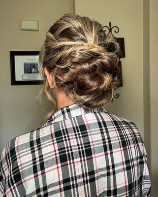 Hairstyle & Makeup for the mother of the bride.