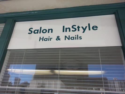 Salon In Style