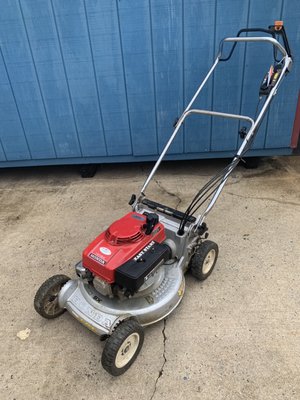 Honda lawnmower tuneup!