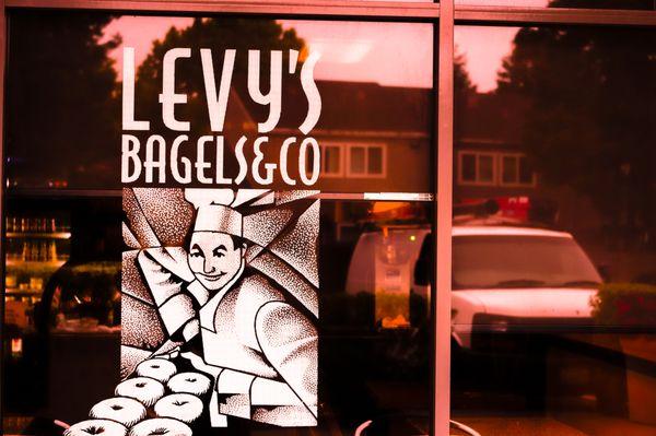 Caught the sunrise today at Levy's Bagel in Alameda...start the day w/ homemade bagels, gluten-free options, organic coffee. #Delish #Levys