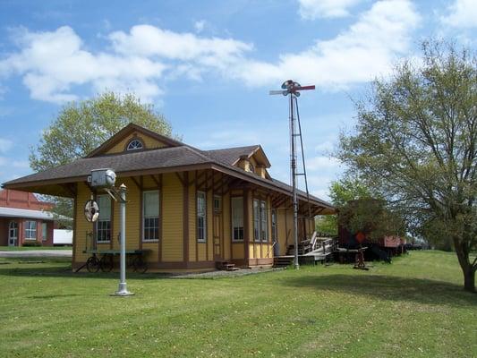 Historic Burton Railroad Depot