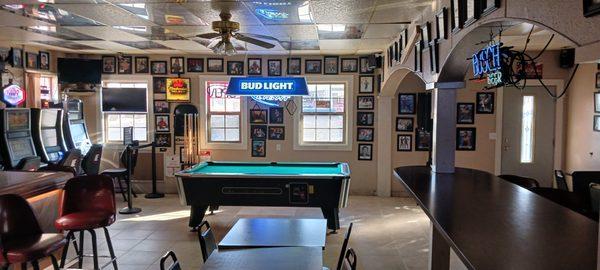 Friday and Saturday nights free pool!