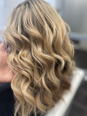 Bouncy curls will last up to 7 Days