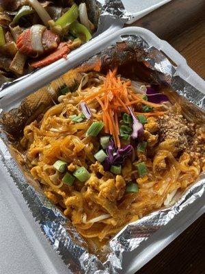 Pad Thai with Chicken