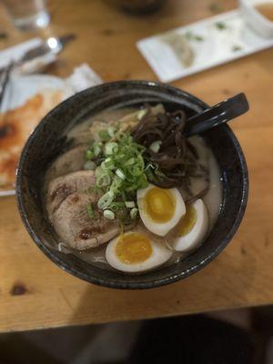 Tonkotsu