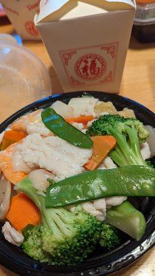 Steamed chicken and shrimp with mixed vegetables (sauce not pictured, is on the side)