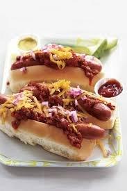 Regular hotdogs / Beef hotdogs with chili and other toppings