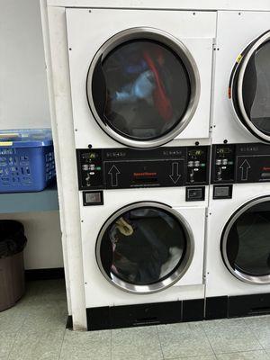 Detroit Dover Laundromat