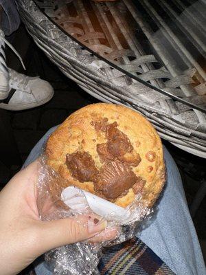 Reese's Peanut Butter Cup Cookie