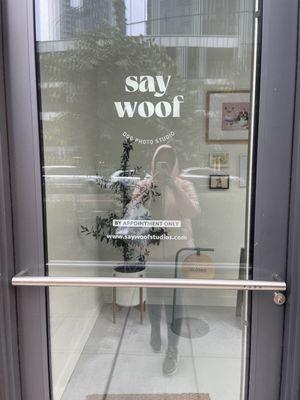 Say Woof Dog Photo Studio