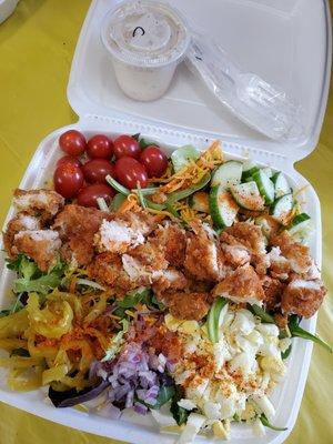 Fried chicken strip salad