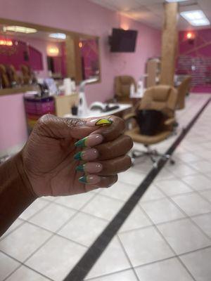 Jamaican nails by kiffany( nail tech)