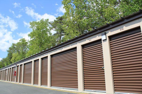 195 Self Storage Units