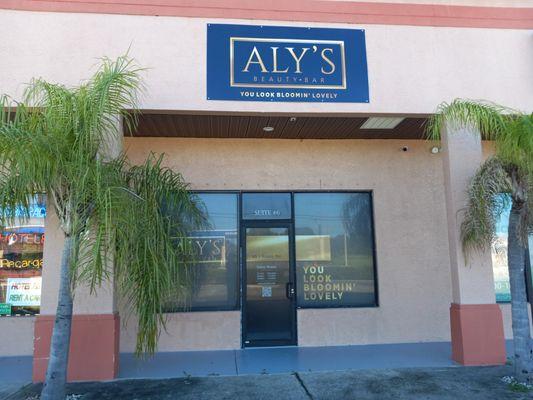 Aly's Beauty Bar