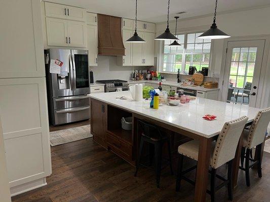 Complete Shaker Antique White Kitchen Cabinets with Umber Hood Vent and New Kitchen Island PTC