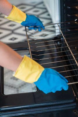 Thorough Oven Cleaning