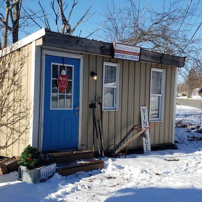 Nunnas Farmhouse Studio - once a chicken coop!