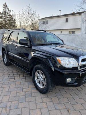 Toyota 4Runner came in for spring package which includes interior exterior wash and vacuum, wax, glass cleaning and headlight restoration.