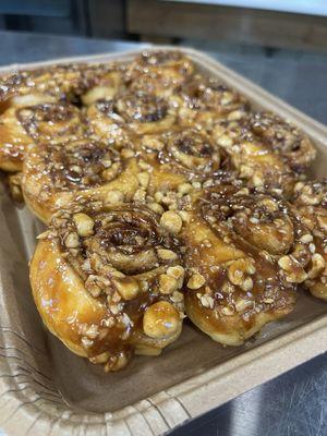 Caramel Nutella crunch rolls