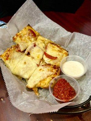 Pepperoni cheese bread. Made of garlic bread