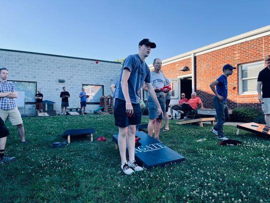 People in the cornhole tournament