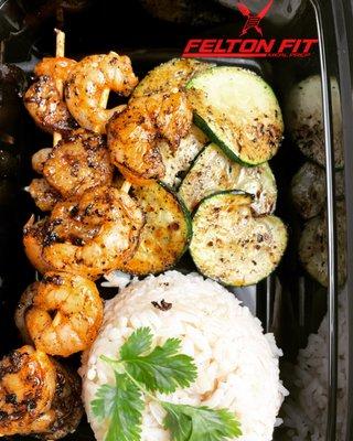 Grilled Shrimp with sautéed zucchini and white rice