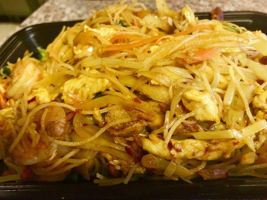 Have you ever tried the Singapore rice noodles? you should try it!