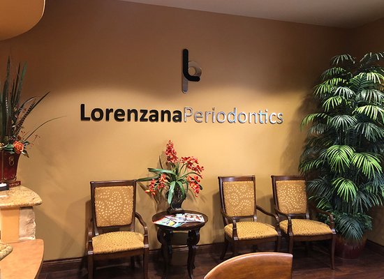 Lorenzana Periodontics Lobby