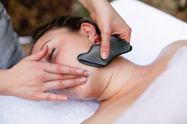 Gua sha helps to stimulate lymphatic movement & qi to give your skin a beautiful glow.