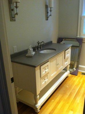 Bathroom vanity