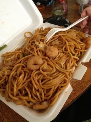 Shrimp Lo Mein，it's the most delicious Lo mein I've ever had.