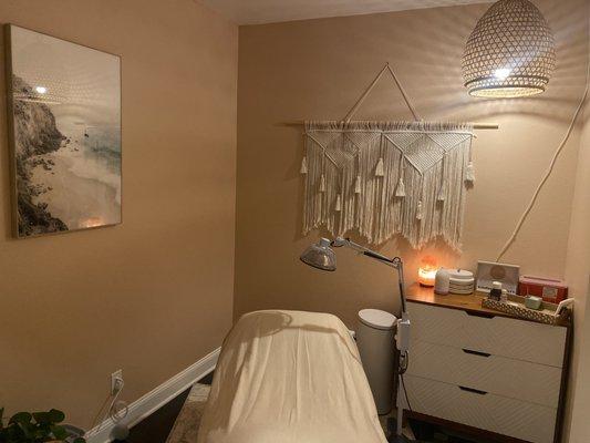 Treatment room at Ecolibrium Wellness