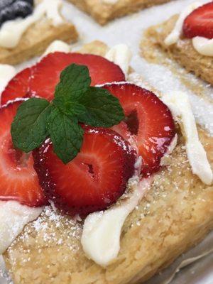 Pastry with fresh berries