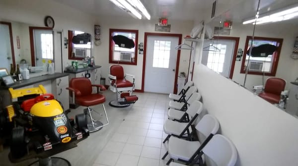 Antonio's Barber Shop Located at 28 Riley Road in New Windsor New York,  call (845)724-6997