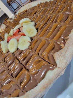 Nutella and dulce de leche Pizza