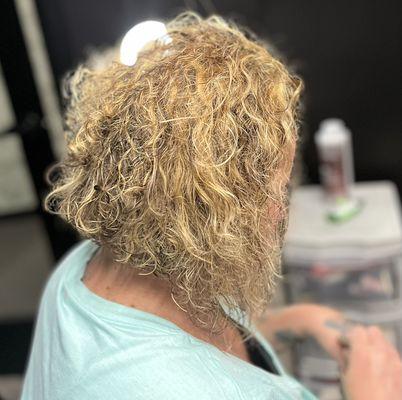 Women cut and highlights