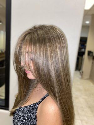 Dimensional brunette, face framing haircut