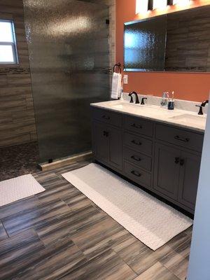 Tile floor and rain glass wall