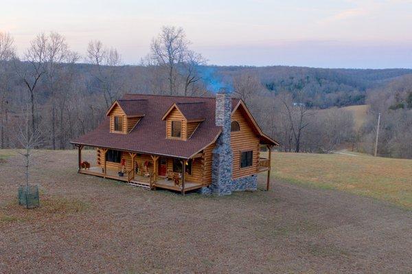 Honest Abe Log Homes designed and manufactured this log cabin escape near Nashville, TN.