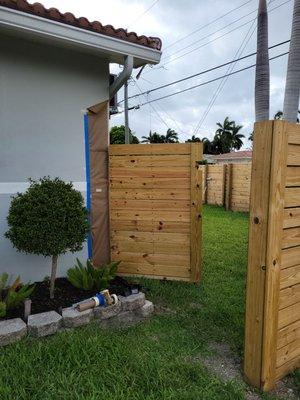 STAIN SEALER WOOD FENCE !